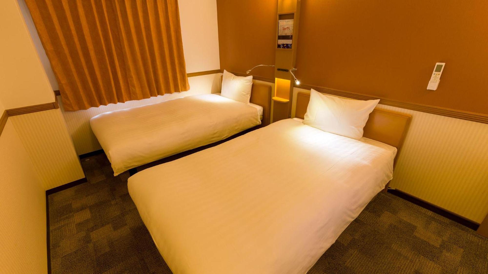 Toyoko Inn Kanazawa-Eki Higashi-Guchi Δωμάτιο φωτογραφία